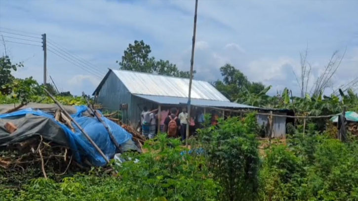 ভালুকায় জমি ও ব্যবসা দখলের অভিযোগ যুবদলের সভাপতির বিরুদ্ধে 
