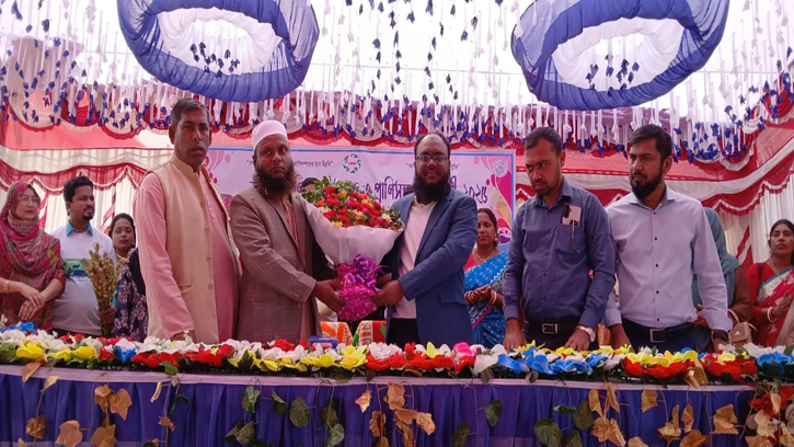 প্রাণীসম্পদ বিষয়ক প্রদর্শনী ও সভা মুকসুদপুরে