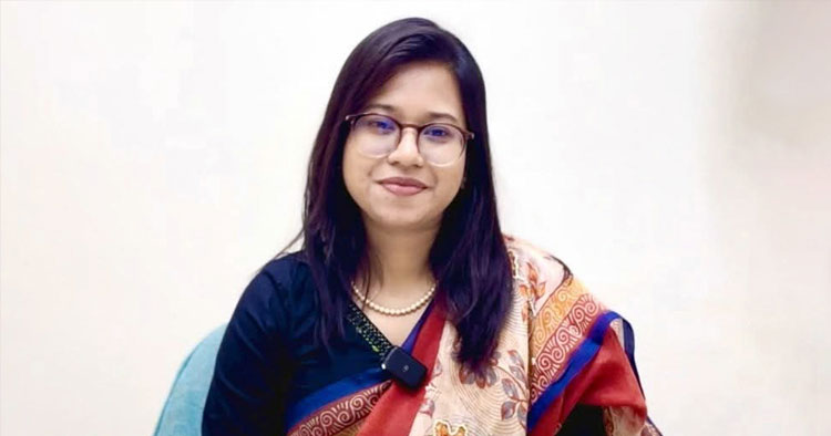 এনসিপি নেত্রী মনিরা শারমিনের বাবার মৃত্যু