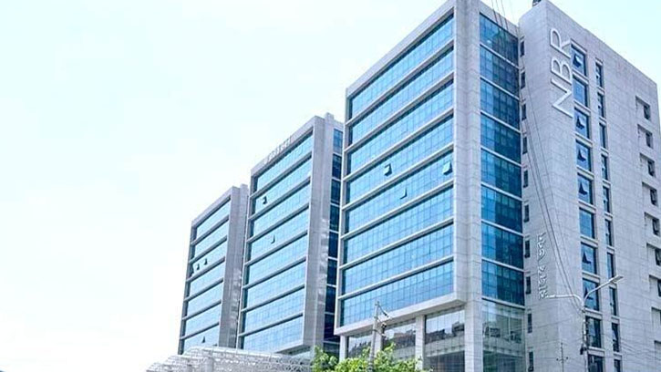 ১৪৬ কোটি টাকার কর ফাঁকি: লিংকন রায় বরখাস্ত