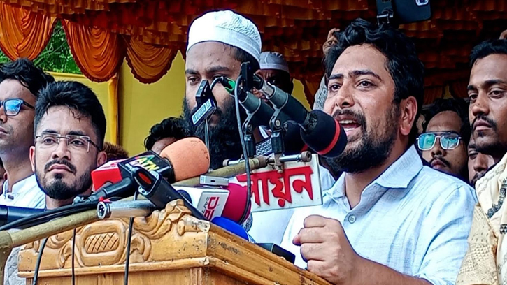 তরুণরা কোনো দাবি নিয়ে রাজপথে নামতে আসেনি: নাহিদ ইসলাম 