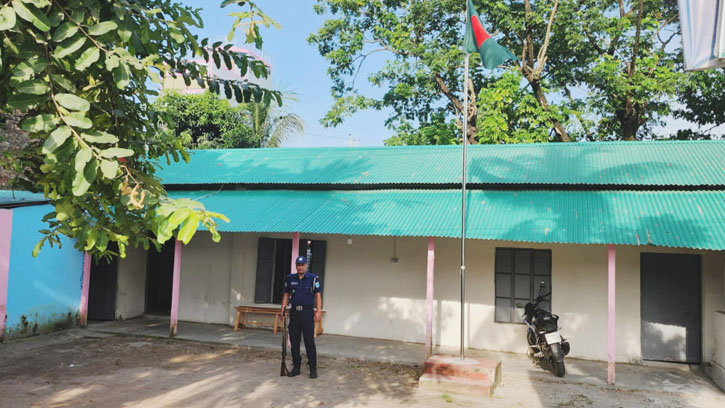 পাঁচদোনা পুলিশ ক্যাম্পে আবারও কার্যক্রম শুরু