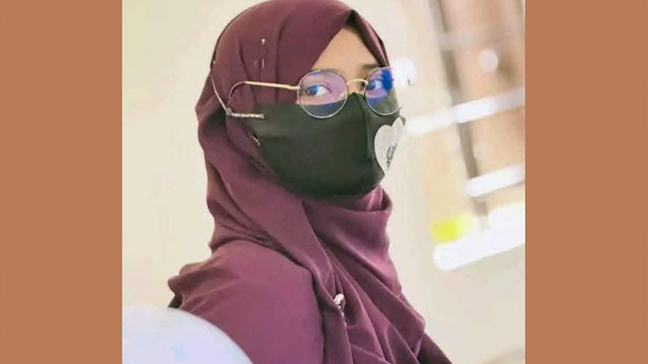 নদীতে ঝাঁপ দিয়ে কলেজ শিক্ষার্থীর আত্মহত্যা 