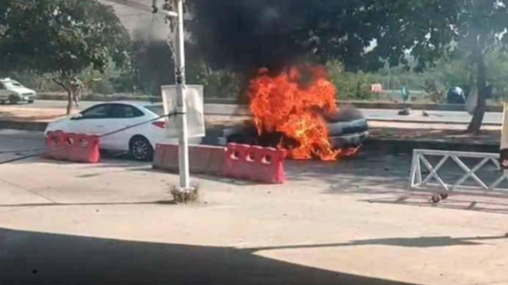 রাজধানী ইসলামাবাদে দায়রা আদালতের বাইরে বিস্ফোরণে বহু হতাহত