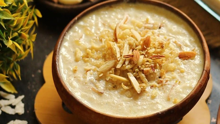 ঘরে সহজে বানান সুস্বাদু চিড়ার পায়েস