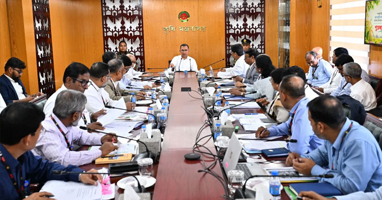 আমদানি কমিয়ে দেশীয় কৃষি উৎপাদন বাড়ানোর নির্দেশ প্রধানমন্ত্রীর