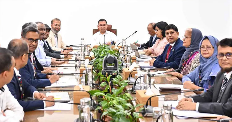 পরিবেশ রক্ষায় দায়িত্বের বাইরে গিয়েও কাজ করতে হবে: প্রধানমন্ত্রী