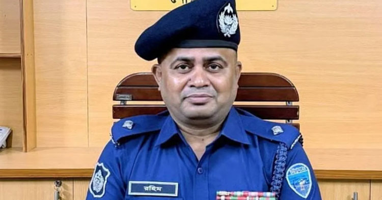 আওয়ামী লীগ সমর্থকের বাড়িতে ভূরিভোজ, সেনবাগের ওসি প্রত্যাহার