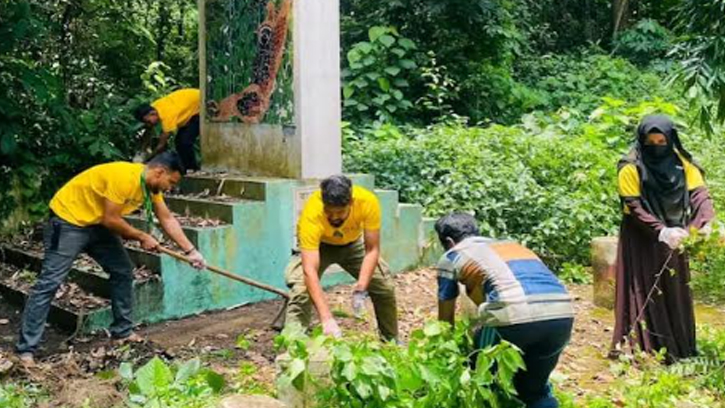 পর্যটনকেন্দ্রে সৌন্দর্য ফেরাতে ভিবিডির স্বেচ্ছাসেবীদের উদ্যোগ