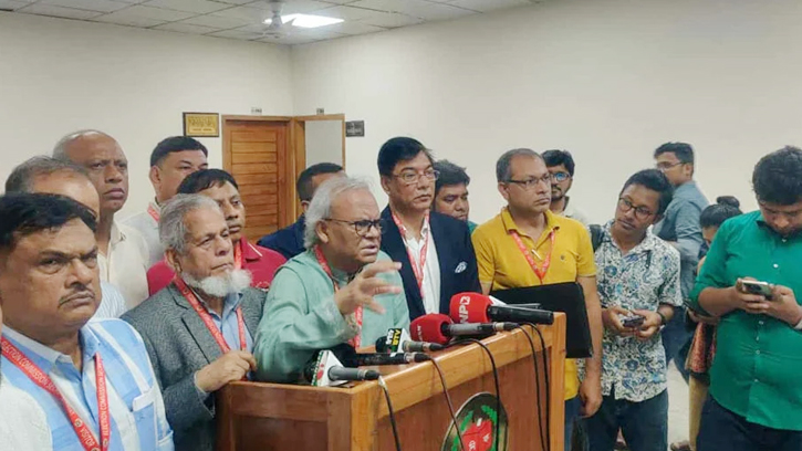 এক বছরে বিএনপির আয় সাড়ে ১৫ কোটি টাকা: রিজভী
