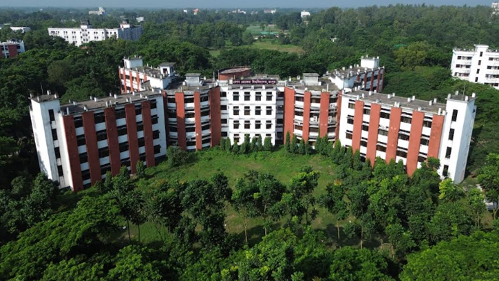 বেরোবিতে ১২ বছর প্রায় ৩০০ কর্মচারীর পদন্নোতি