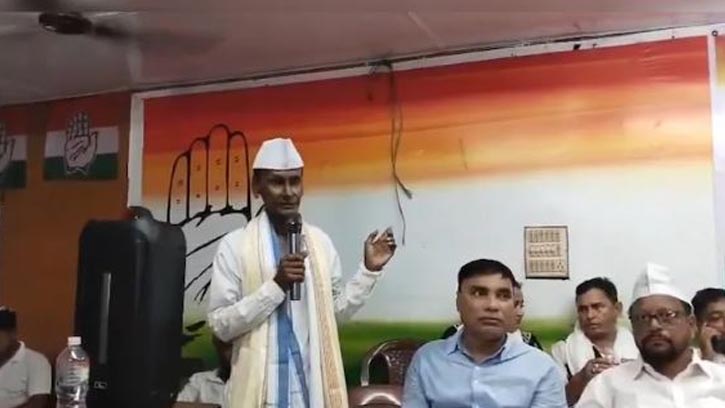 ‘আমার সোনার বাংলা’ গান গাওয়ায় কংগ্রেস নেতাকে বাংলাদেশি আখ্যা, বিজেপি নিন্দা