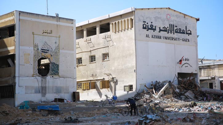 দুই বছরের বন্ধের পর শিক্ষার্থীদের জন্য খুললো গাজার আল আজহার ইউনিভার্সিটি