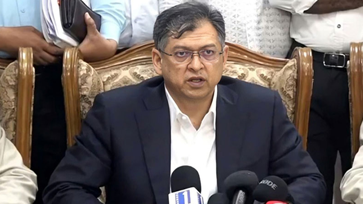সংবিধানে নয়, বাস্তবে স্বাধীন নির্বাচন কমিশন চায় বিএনপি