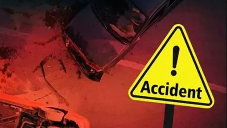 রাজধানীর সায়েন্স ল্যাবে ট্রাকের ধাক্কায় প্রাণ গেল বাবা ও মেয়ের