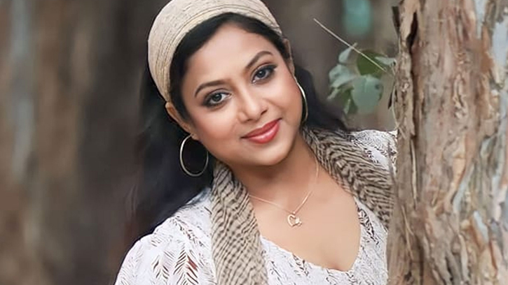 নকল আইডি পেল ভেরিফিকেশন, বিপাকে আসল শাবনূর