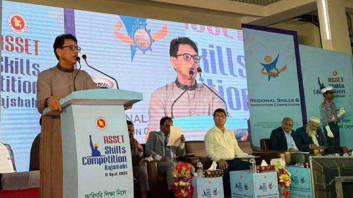  ‘পরীক্ষায় তুমিও ফেল, ৬ মাস পর আমিও ফেল’: রাজশাহীতে শিক্ষার্থীদের উদ্দেশ্যে শিক্ষামন্ত্রী