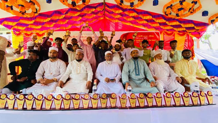 কিশোরগঞ্জে আল আমিন ফাউন্ডেশনের উদ্যোগে কৃতি শিক্ষার্থী সংবর্ধনা