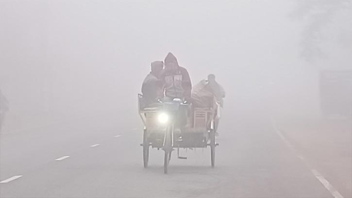 আগামী ২৪ ঘণ্টায় শীত বাড়ার আভাস, ঘন কুয়াশার সতর্কতা