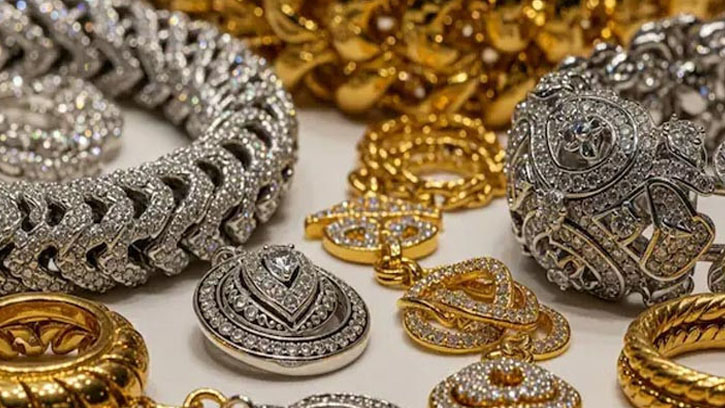 দাম বেড়েছে সোনা-রুপার