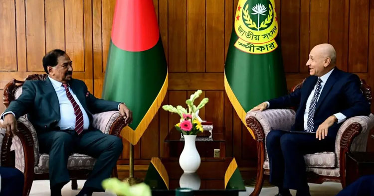 উপকূলের তেল-গ্যাস উত্তোলনে ইতালির বিনিয়োগ চাইলেন স্পিকার
