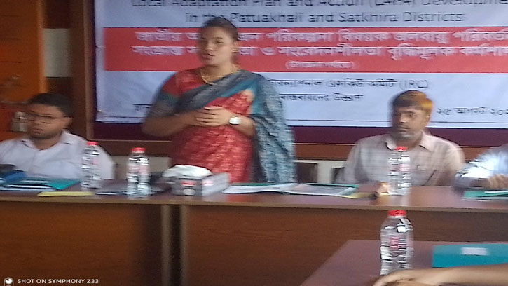 শ্যামনগরে জলবায়ু পরিবর্তন বিষয়ক সচেতনতা বৃদ্ধিমূলক কর্মশালা অনুষ্ঠিত