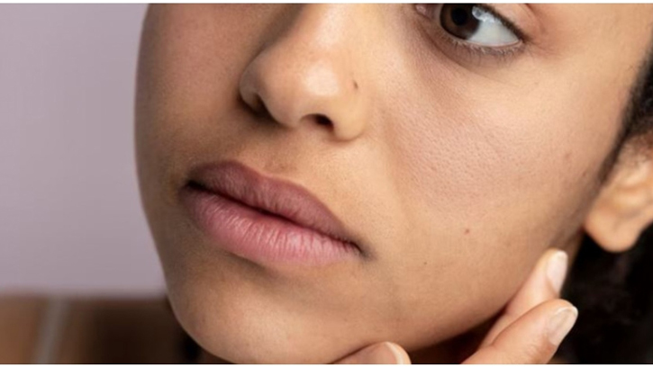 ত্বকের জ্যোতি বাইরে নয়, লিভারের স্বাস্থ্যের উপর নির্ভর করে