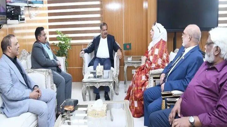 প্রবাসী বাংলাদেশিরা দেশের অমূল্য সম্পদ: তথ্যমন্ত্রী