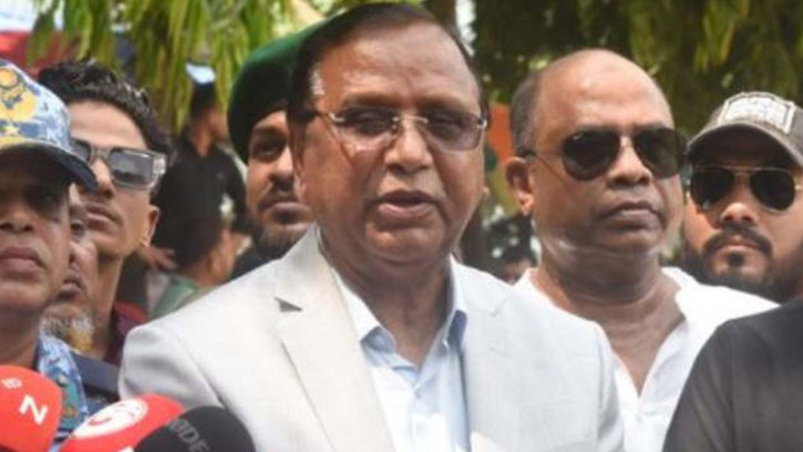 স্মার্ট ট্রাফিক ব্যবস্থার পথে ঢাকা, শাহবাগে চালু নতুন সিগন্যাল
