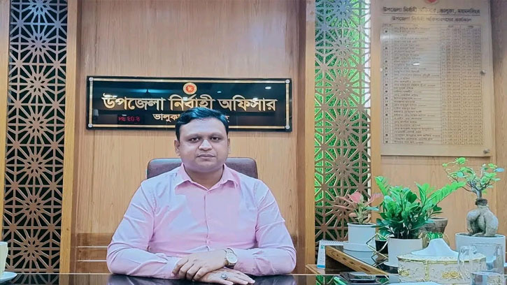 ভালুকায় লিটার ব্যবসা সম্পূর্ণরুপে নিষিদ্ধ ঘোষণা করলেন ইউএনও হাসান আব্দুল্লাহ 