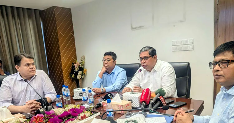 দুই মাসে ওয়াসার কাজে অগ্রগতি না হলে প্রকল্প পরিচালকদের বিরুদ্ধে ব্যবস্থা