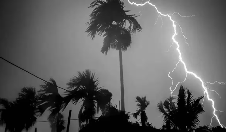 আজ বজ্রবৃষ্টি ও মাঝারি থেকে ভারী বৃষ্টির পূর্বাভাস যেসব বিভাগে