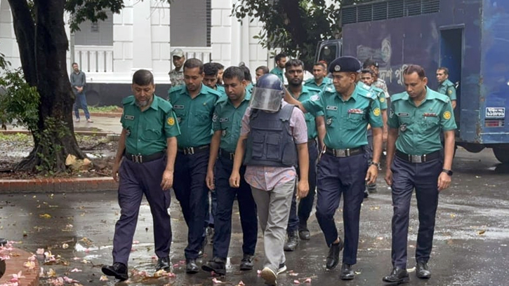 জুলাই গণহত্যার দায় স্বীকার করে রাজসাক্ষী হলেন সাবেক আইজিপি মামুন