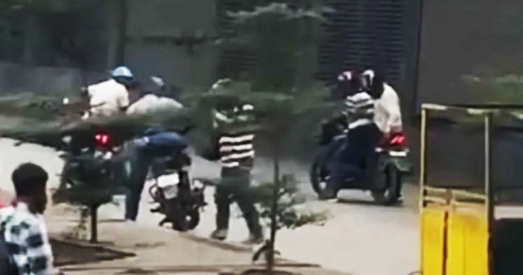উত্তরায় সোয়া কোটি টাকা ছিনতাই, মূলহোতা গ্রেপ্তার