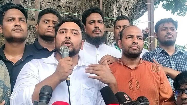 আমরা এবার নতুন দেশ গড়ার আন্দোলনে নেমেছি: নাহিদ ইসলাম
