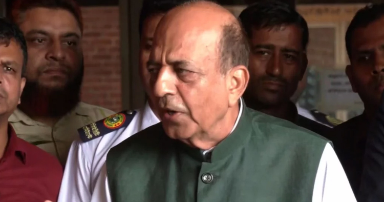 প্রধানমন্ত্রীর ভারত সফরের সিদ্ধান্ত তারই: ভারতীয় হাইকমিশনার