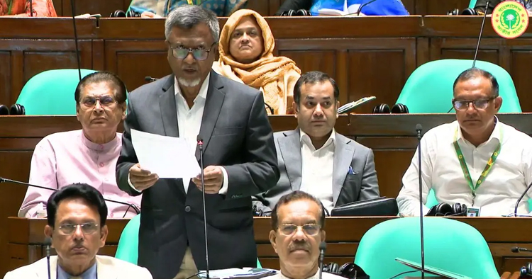প্রশাসনে ‘ফ্যাসিবাদী’ সংশ্লিষ্টদের বিরুদ্ধে ব্যবস্থা নেওয়া হবে: জনপ্রশাসন প্রতিমন্ত্রী
