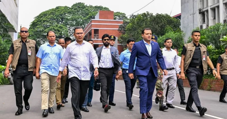 সচিবালয় থেকে হেঁটেই জন্মাষ্টমীর অনুষ্ঠানে প্রধানমন্ত্রী