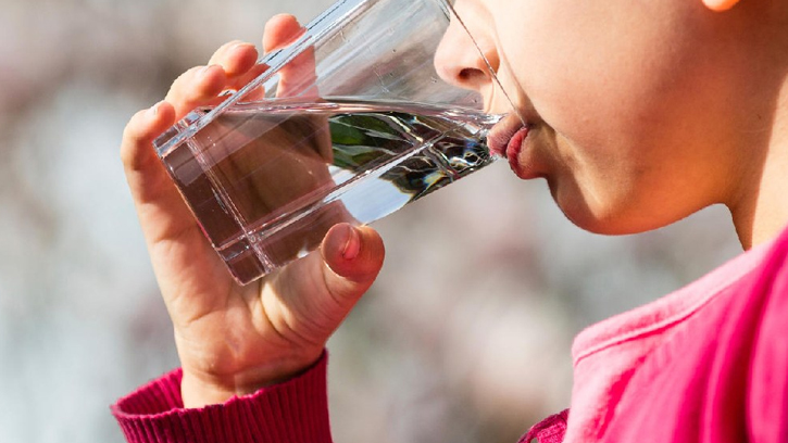 হার্ট সুস্থ রাখতে রাতের পানির এক গ্লাসের জাদু
