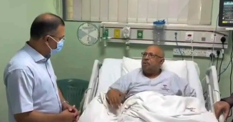 হাসপাতালে ডা. পাভেলকে দেখতে গেলেন প্রধানমন্ত্রী